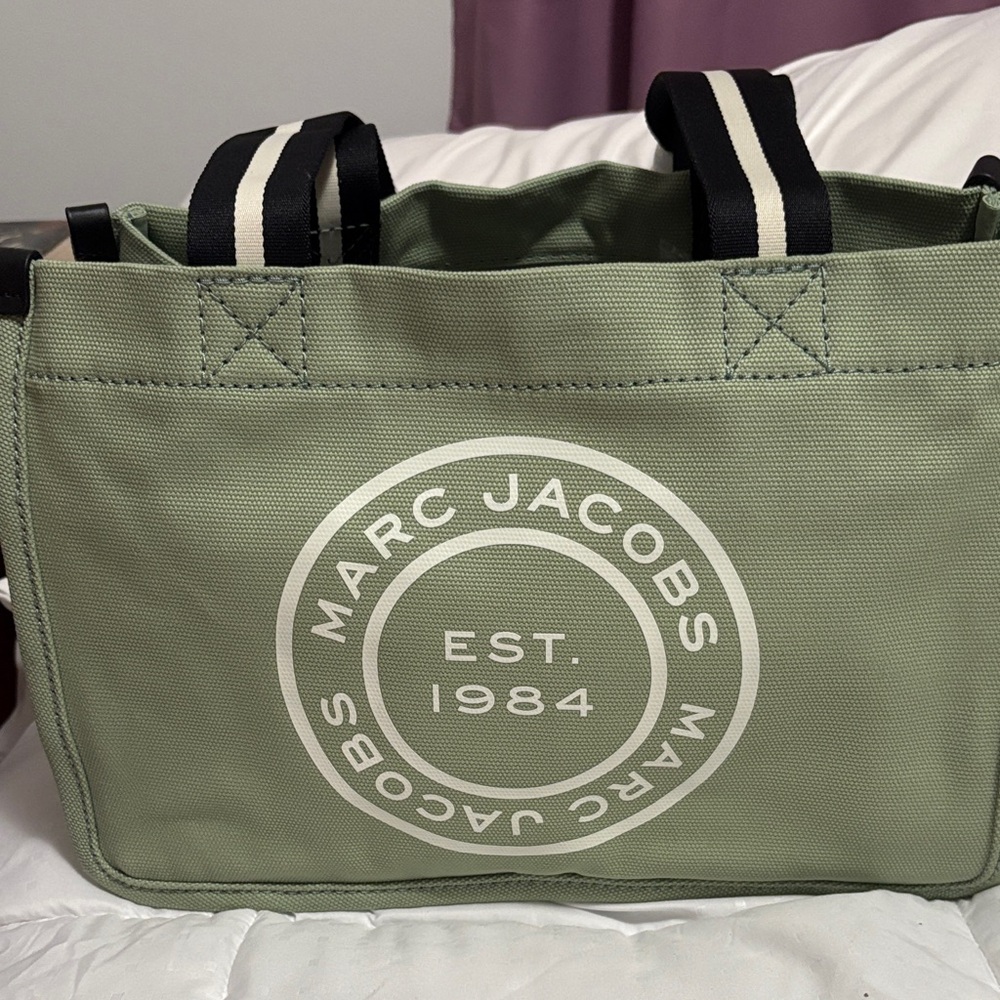 Marc Jacobs Olive Green Canvas Messenger Bag NWOT